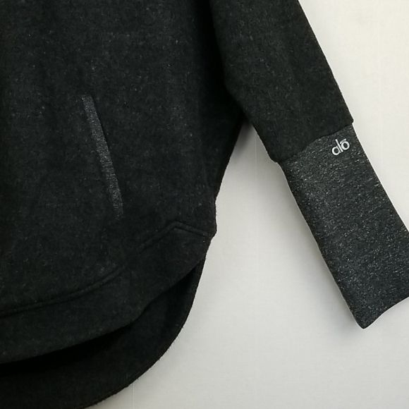 Alo Yoga Charcoal Gray Sherpa Hoodie Curved Hem Sweatshirt Size Medium - Picture 5 of 13
